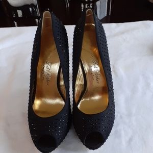 Shoes and matching clutch